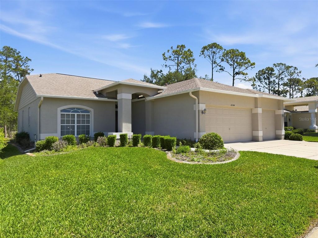Photo of 18744 Bellevista Court, Hudson, FL 34667 (MLS # W7885021)