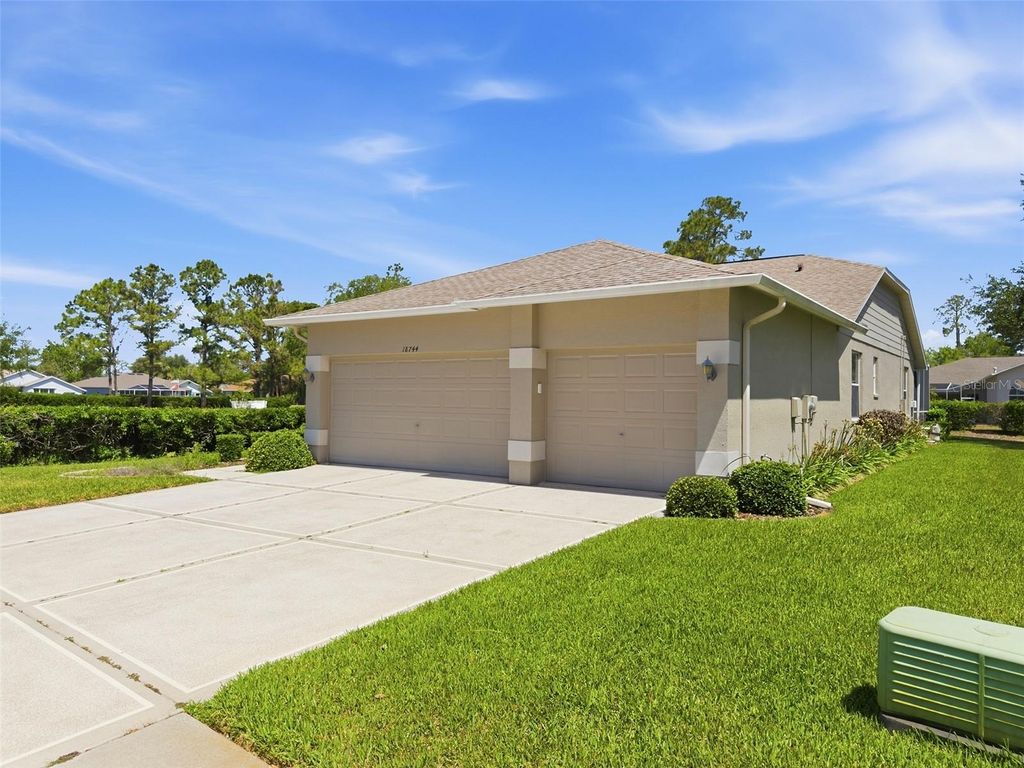 Photo of 18744 Bellevista Court, Hudson, FL 34667 (MLS # W7885021)