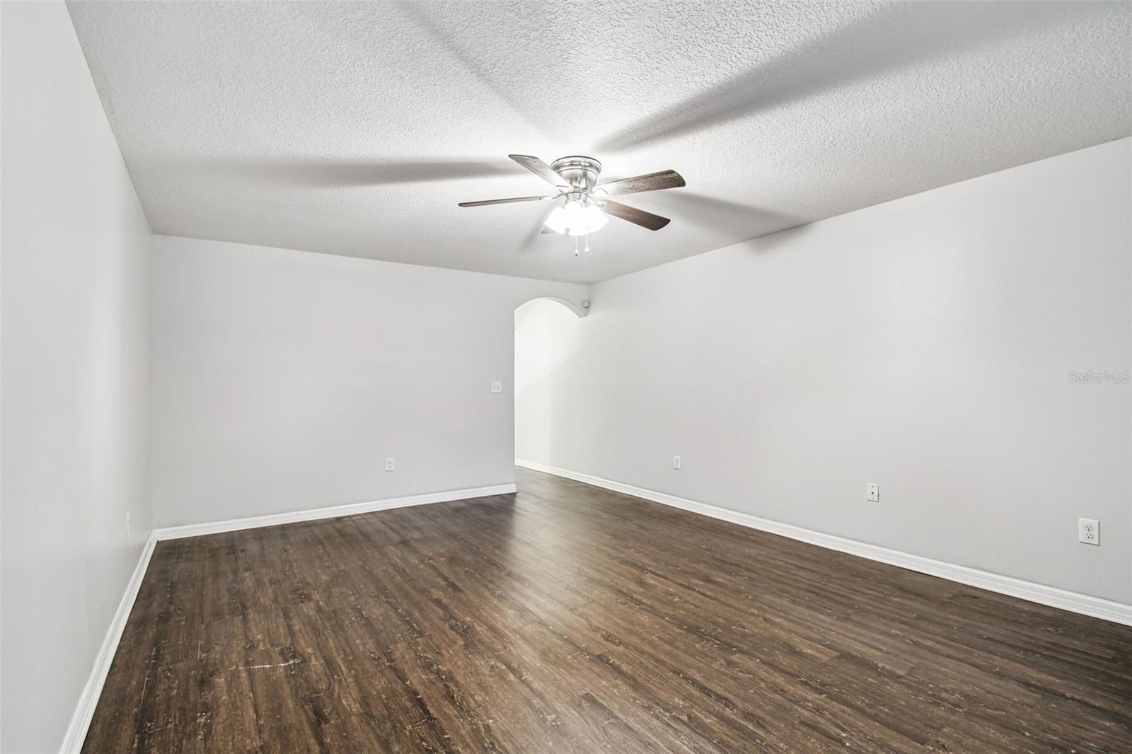 EILAND PARK TWNHMS - Residential