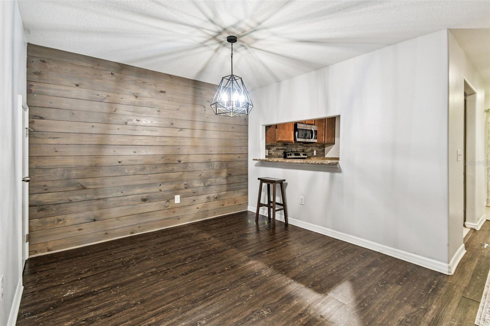 EILAND PARK TWNHMS - Residential