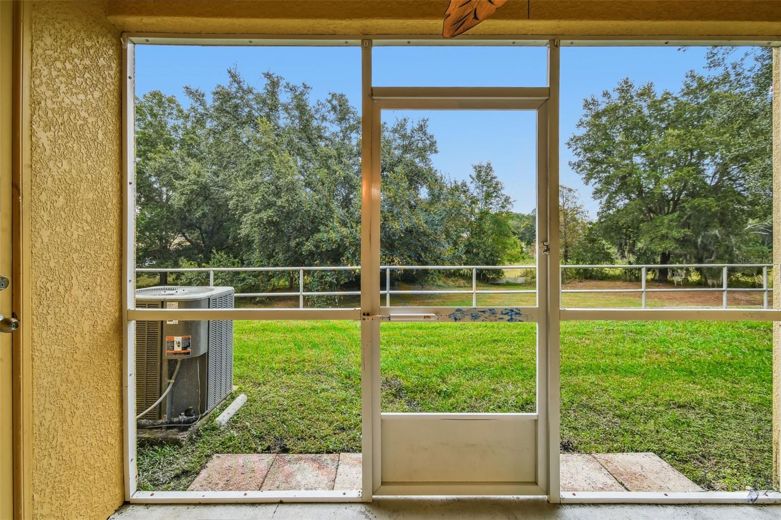 EILAND PARK TWNHMS - Residential