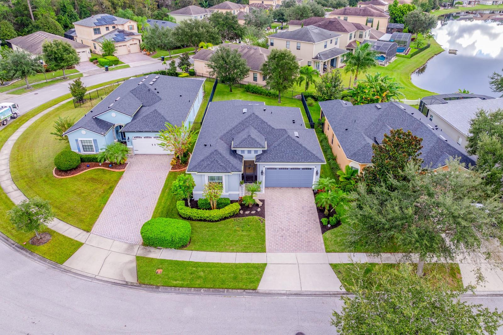 WOODLAND LAKES PRESERVE - Residential