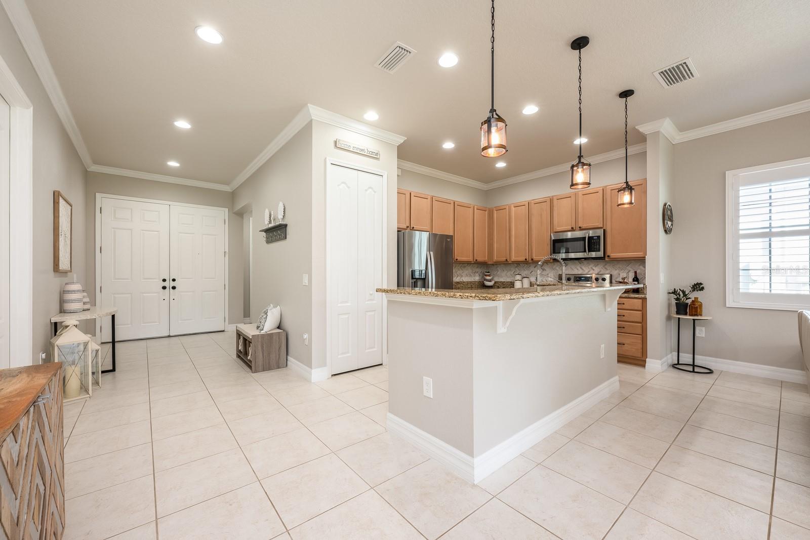 WOODLAND LAKES PRESERVE - Residential