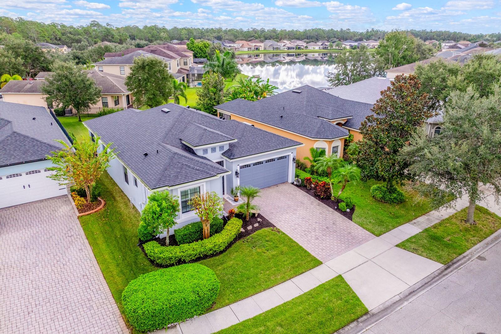 WOODLAND LAKES PRESERVE - Residential
