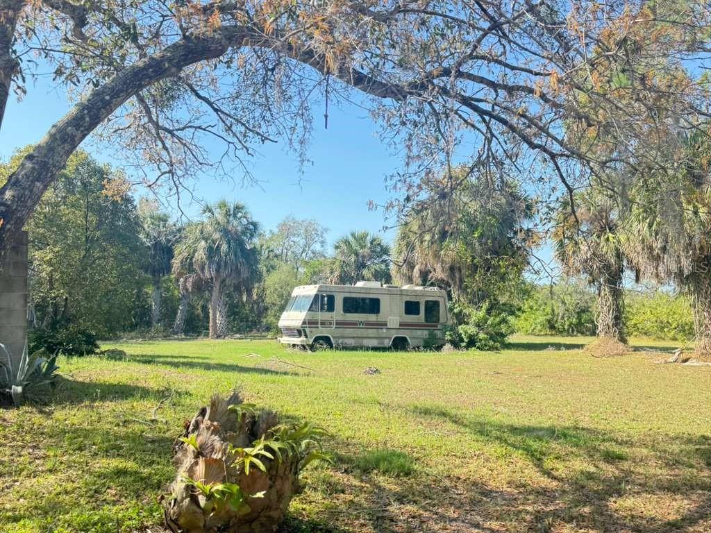 UNPLATTED - Residential