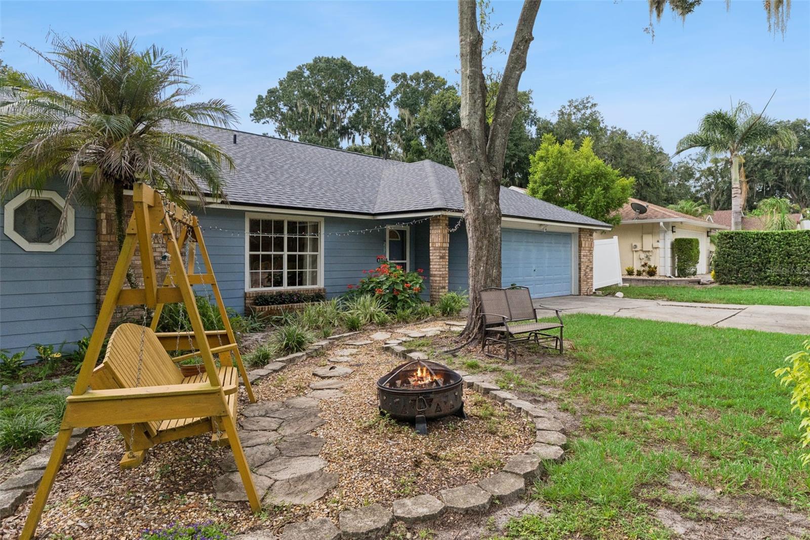 217 HARBOR DRIVE