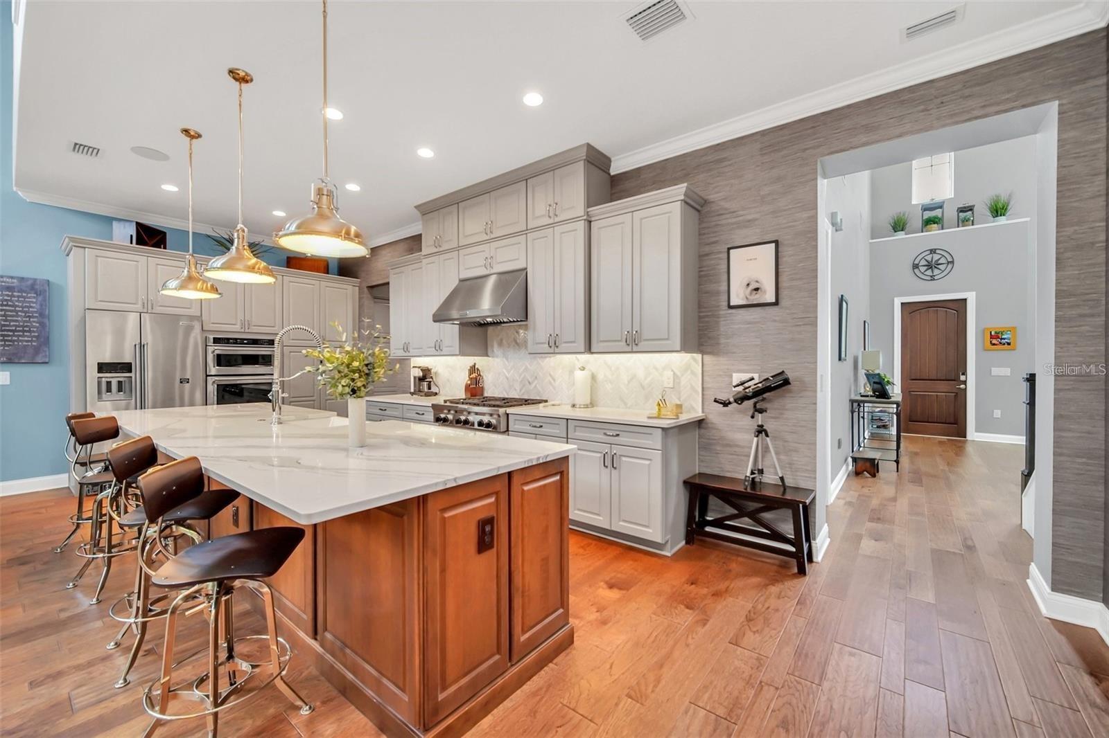 10836 ROYAL CYPRESS WAY