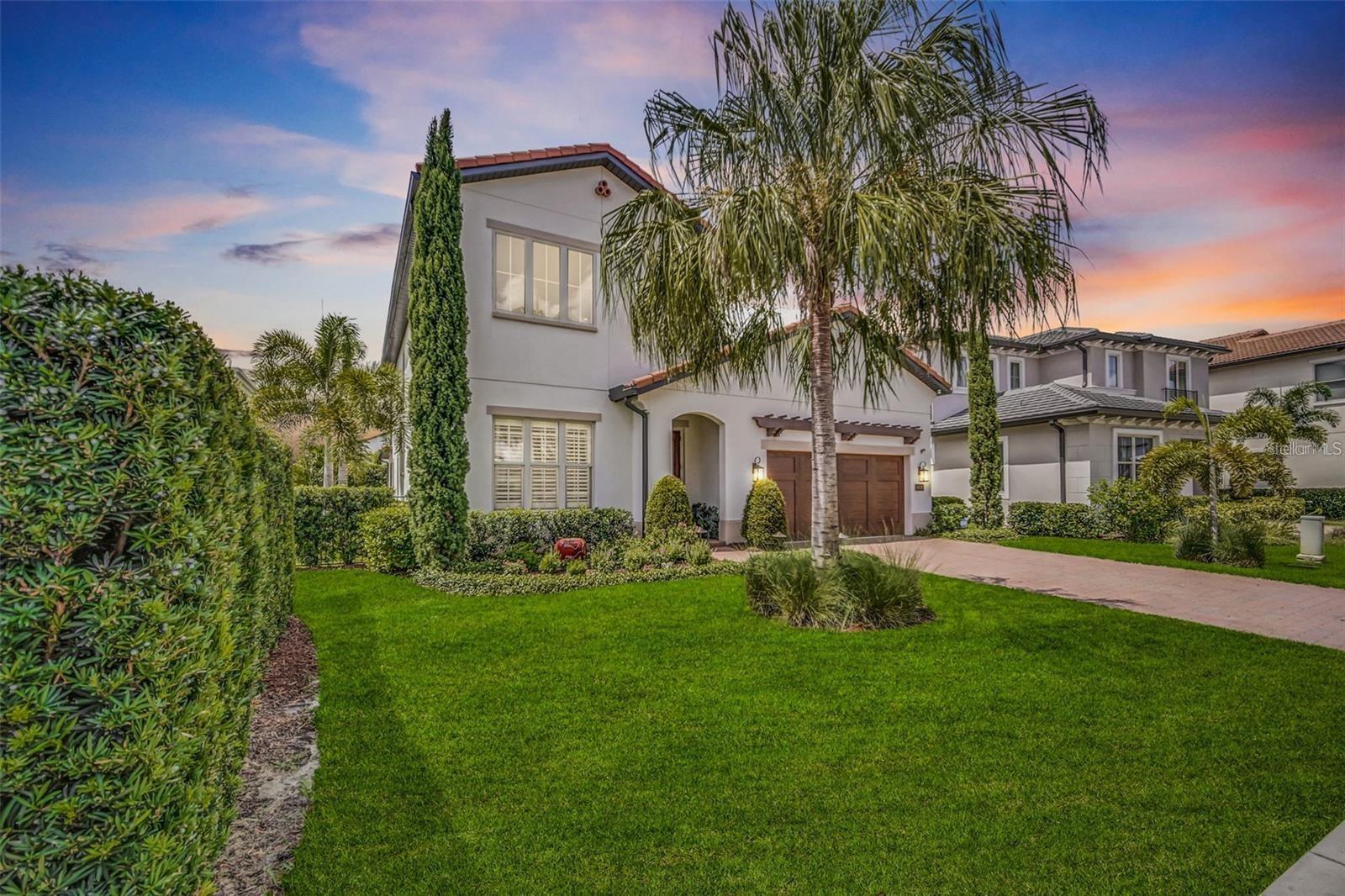 10836 ROYAL CYPRESS WAY