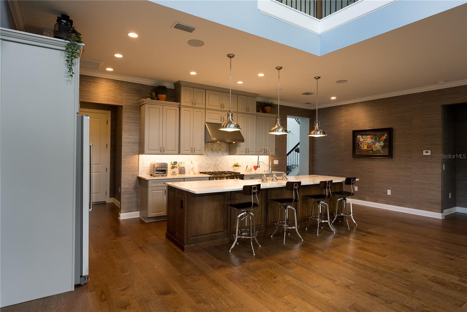 10836 ROYAL CYPRESS WAY