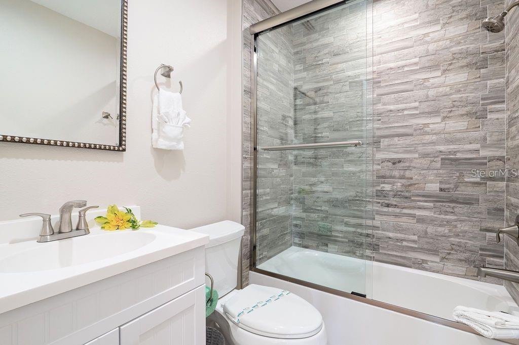 THE VILLAS ON 50TH STREET - Residential