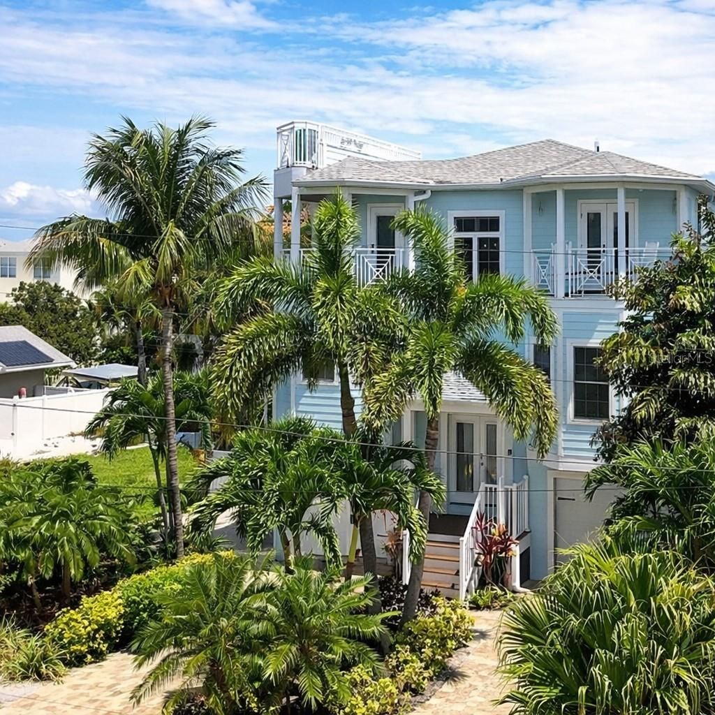 Photo of 130 50th Street, Holmes Beach, FL 34217 (MLS # A4683830)