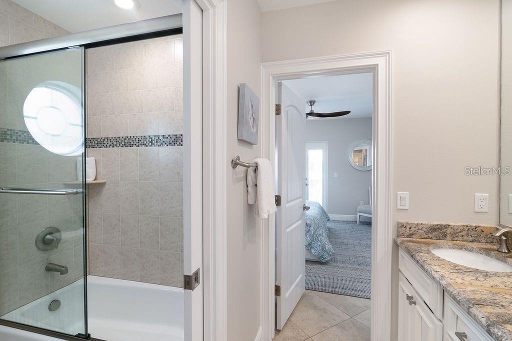 THE VILLAS ON 50TH STREET - Residential