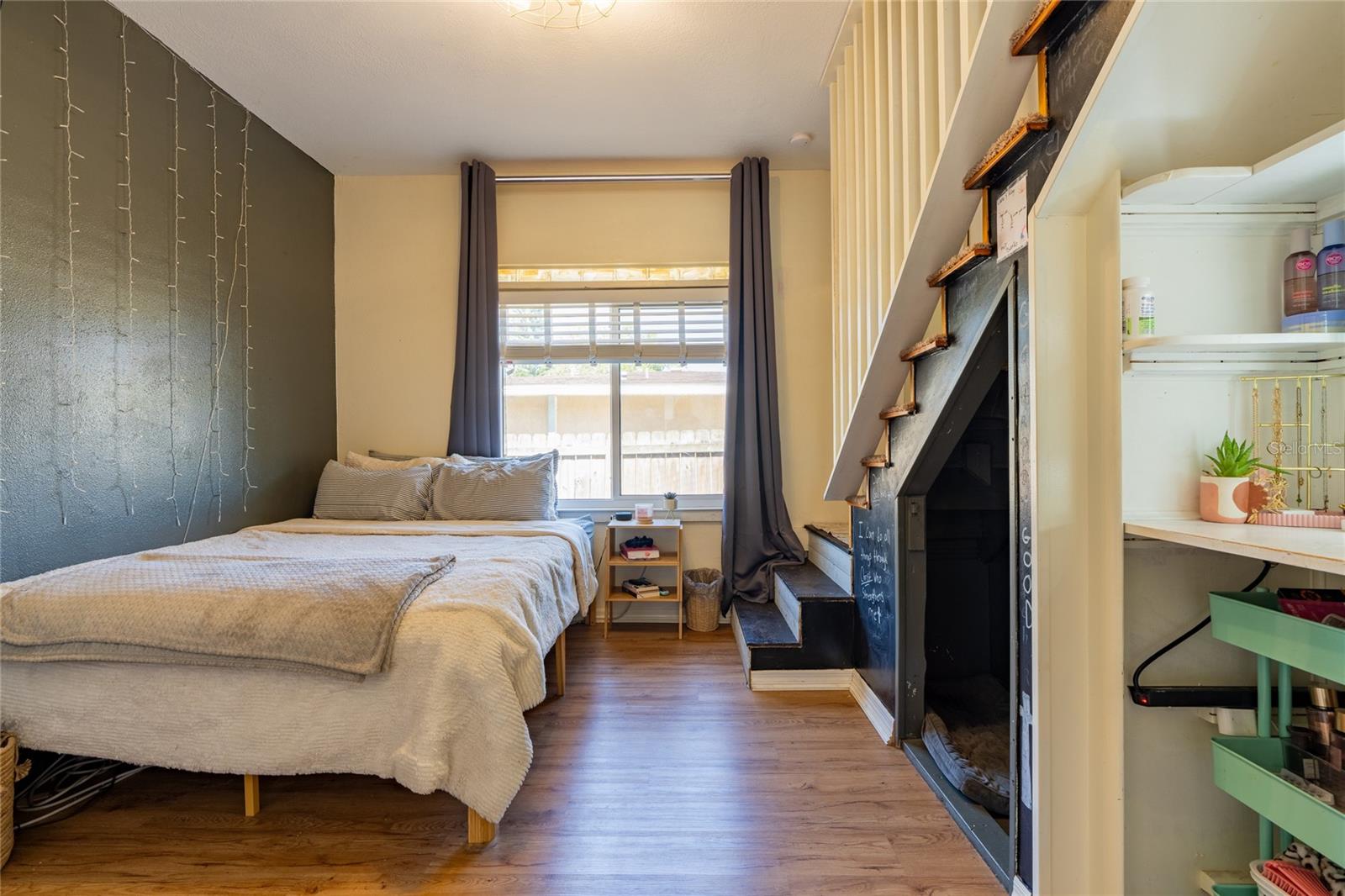VENICE EDGEWOOD SEC OF - Residential