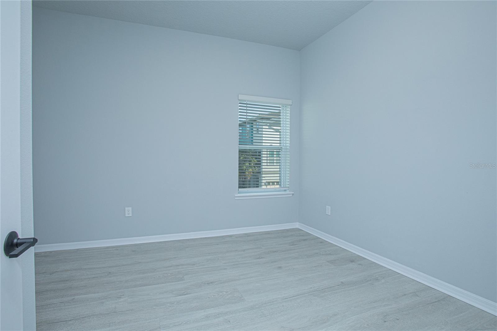 LAUREATE PARK - Residential Lease