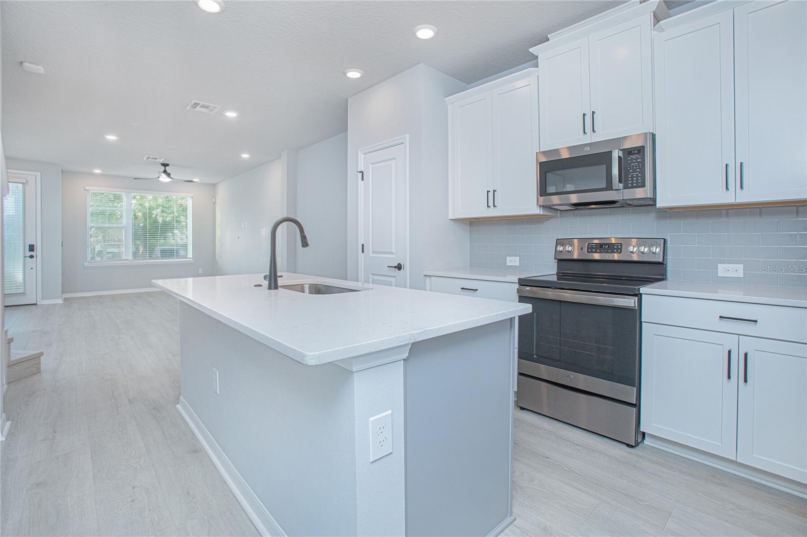 LAUREATE PARK - Residential Lease