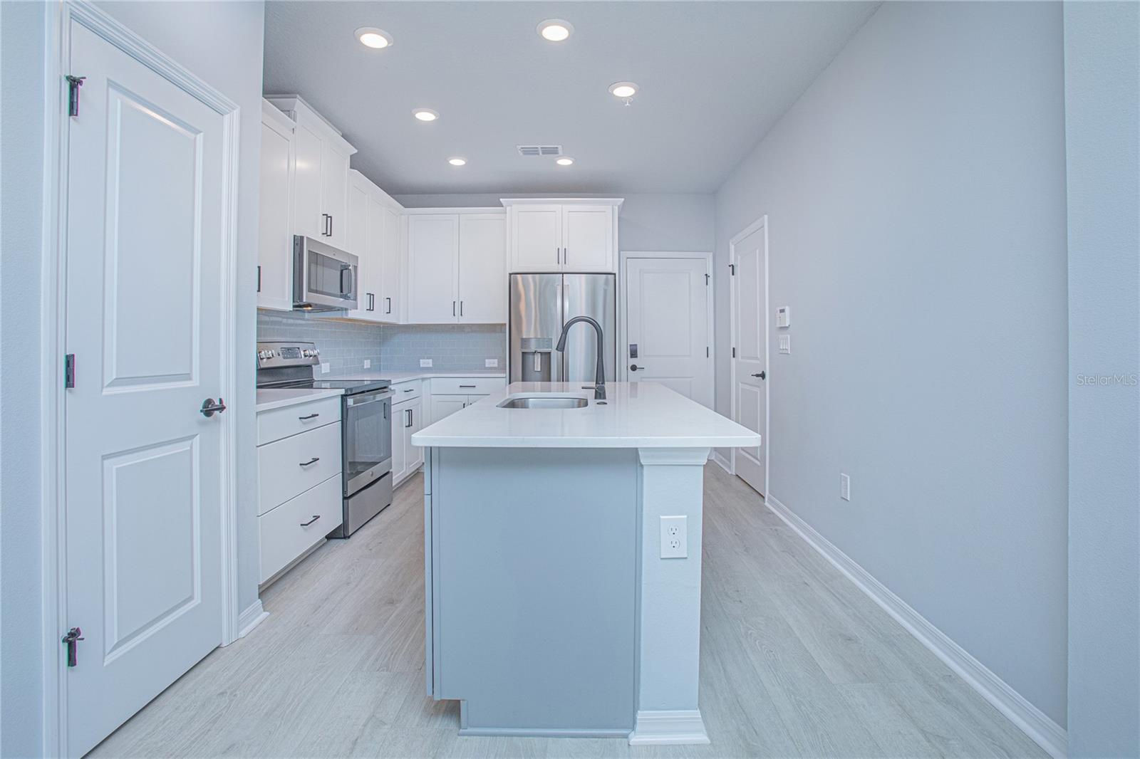 LAUREATE PARK - Residential Lease