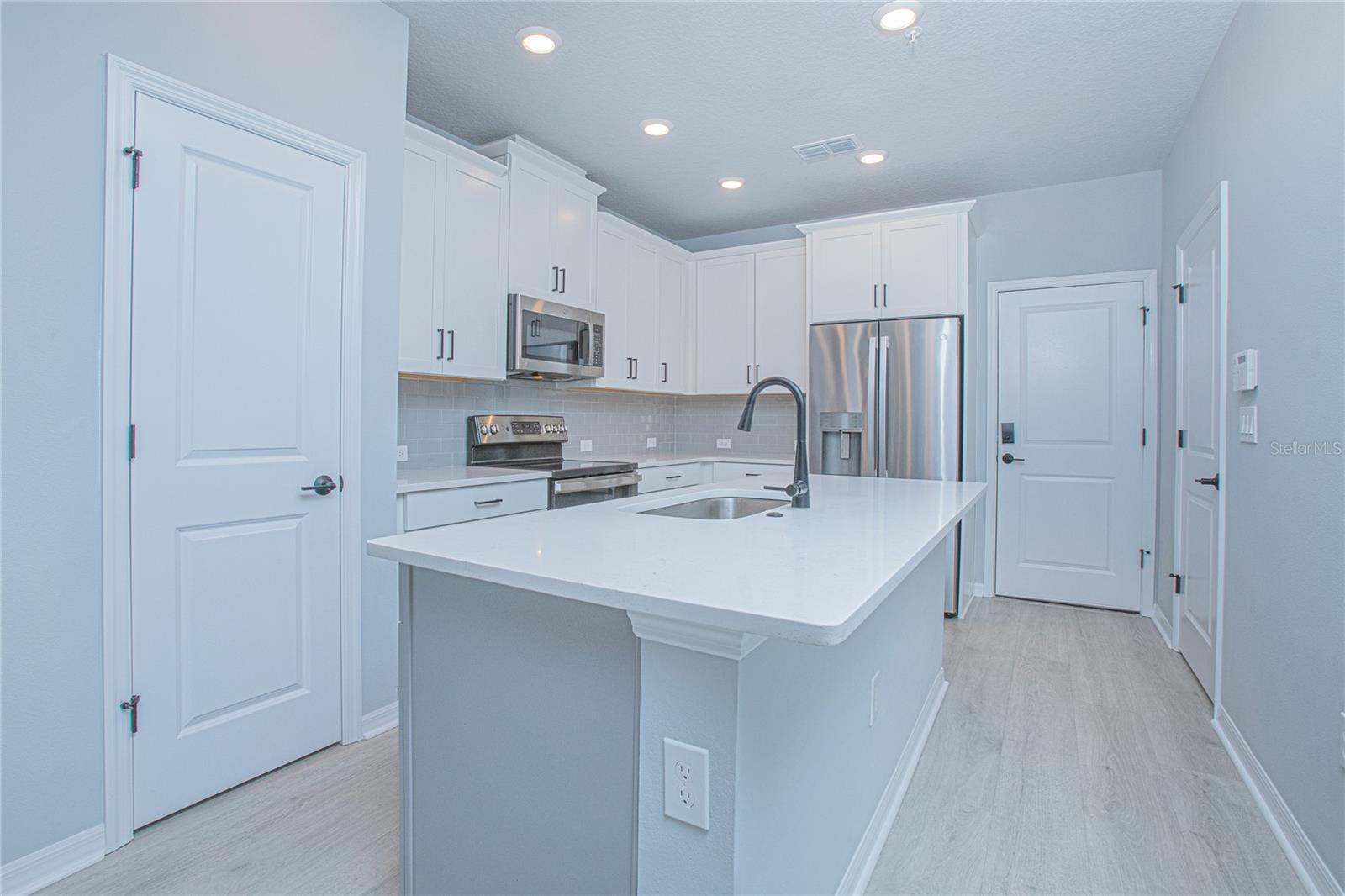 LAUREATE PARK - Residential Lease