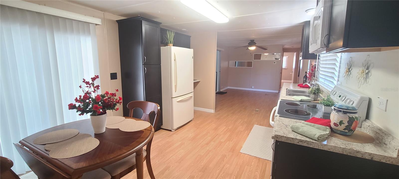 COMMONWEALTH - Residential