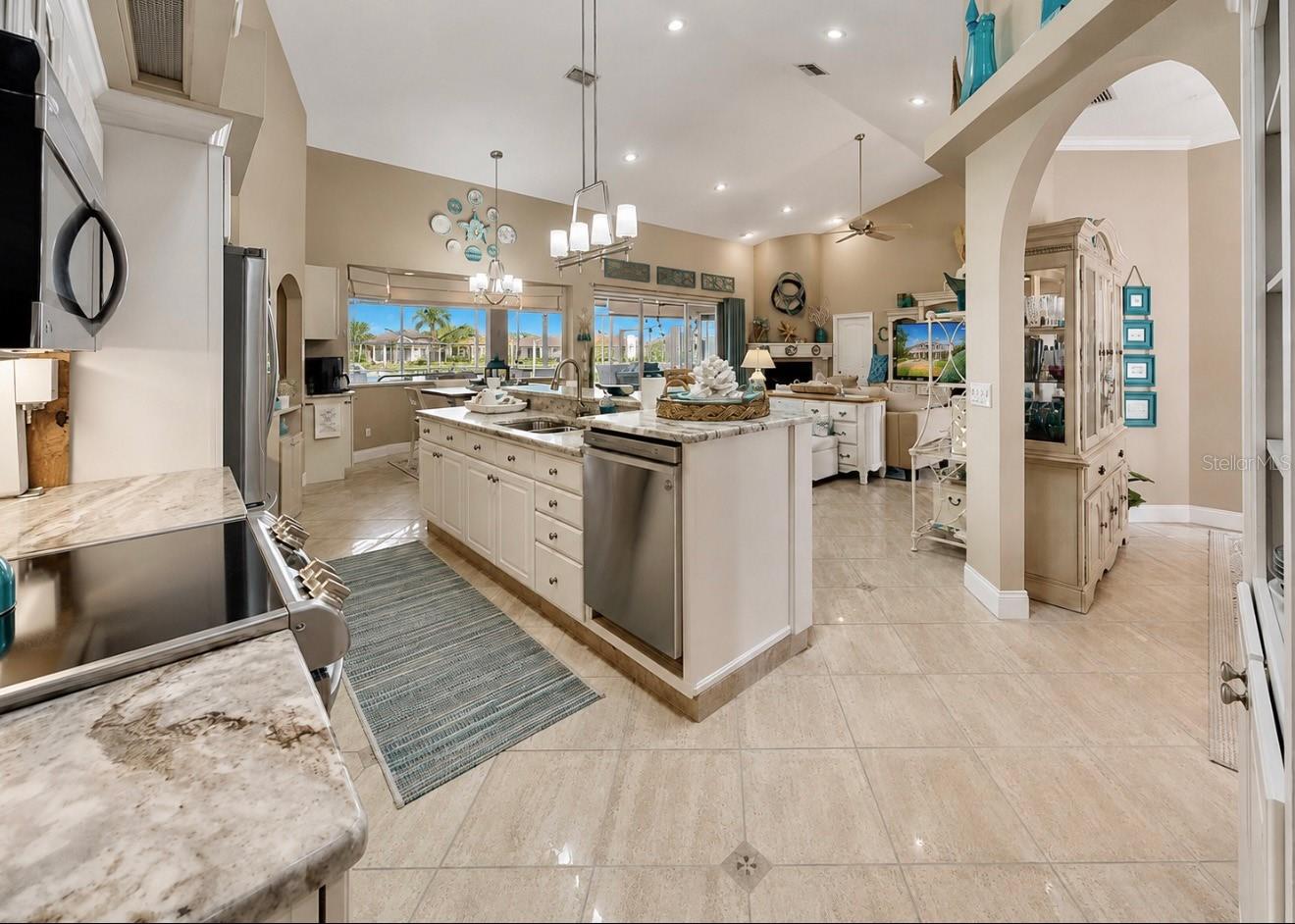 SYMPHONY ISLES UNIT FOUR - Residential