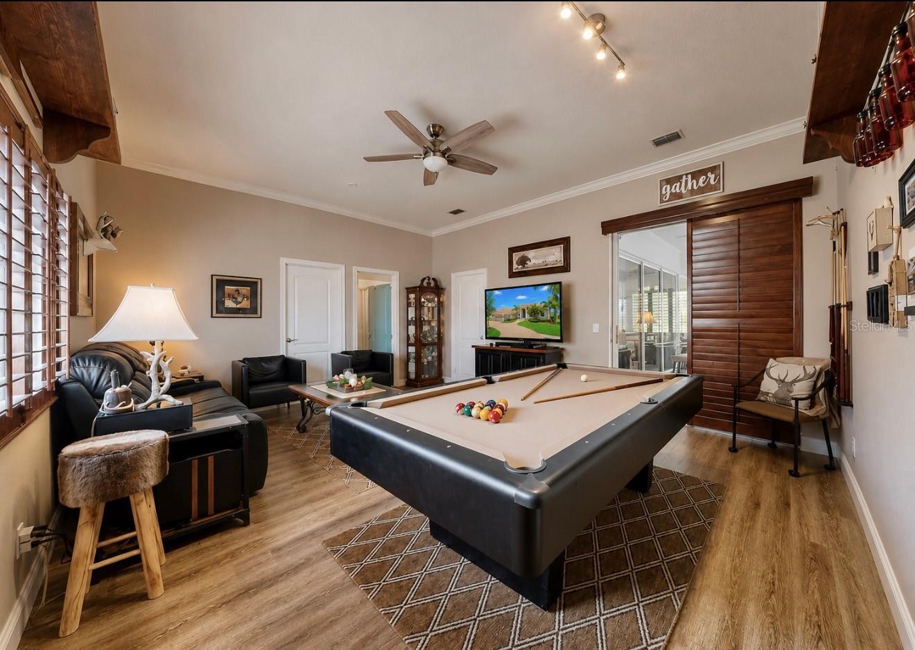 SYMPHONY ISLES UNIT FOUR - Residential