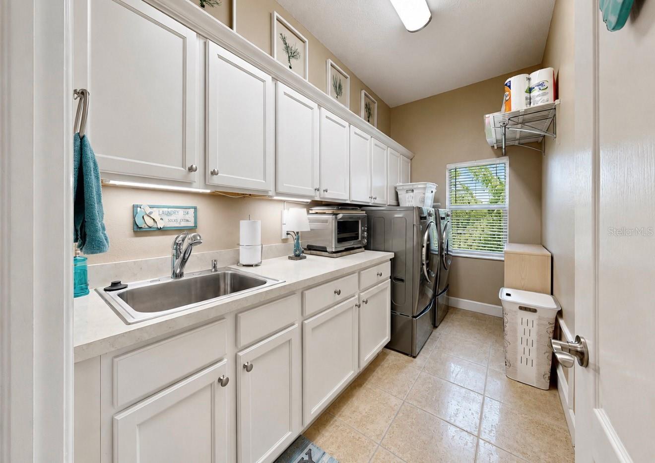 SYMPHONY ISLES UNIT FOUR - Residential