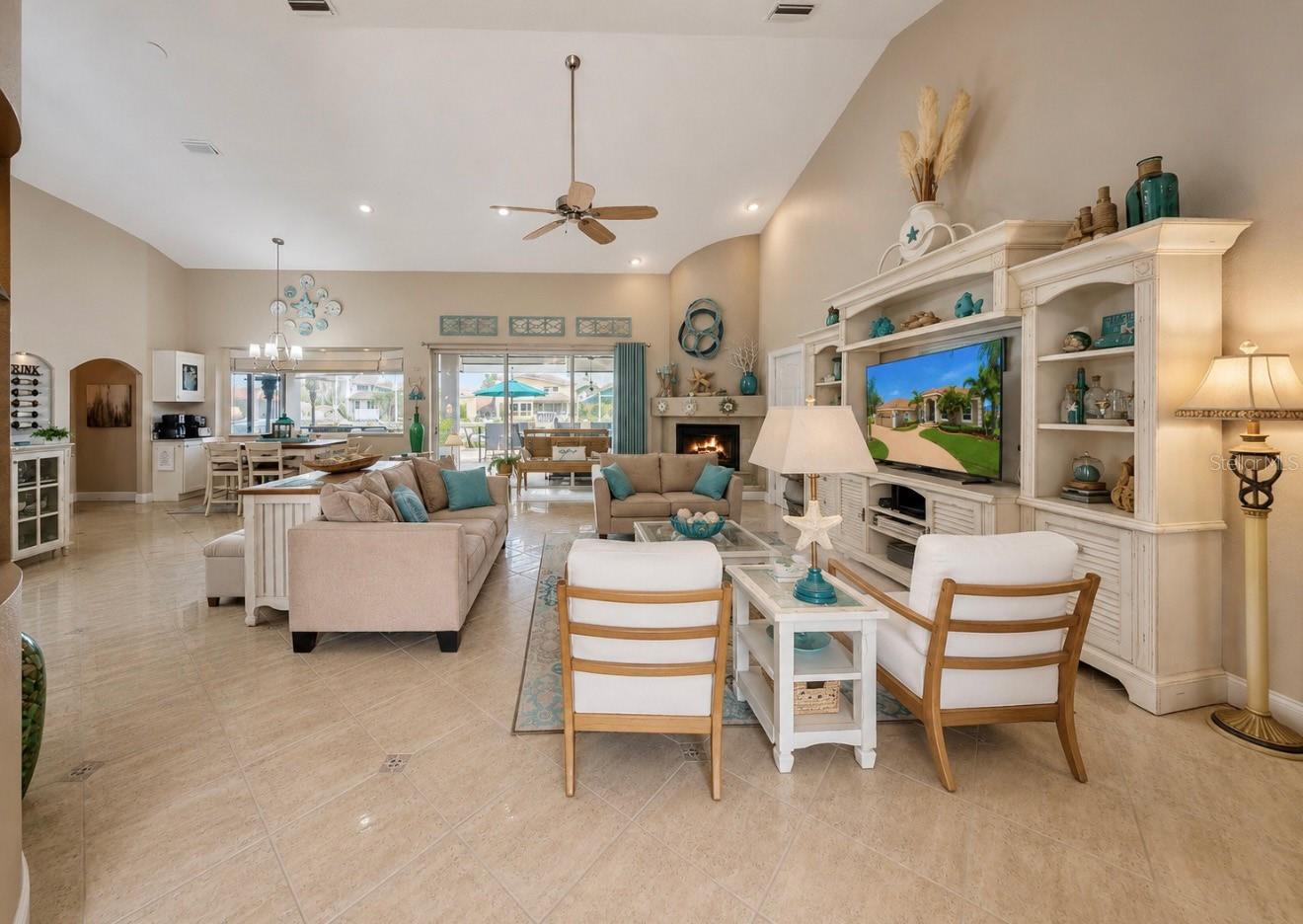 SYMPHONY ISLES UNIT FOUR - Residential
