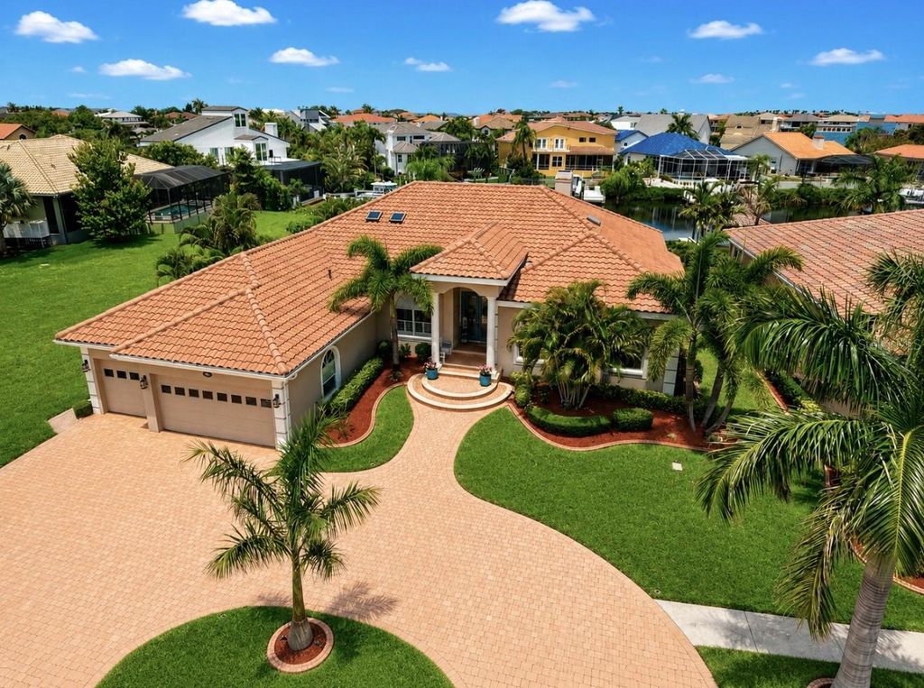 Photo of 929 Allegro Lane, Apollo Beach, FL 33572 (MLS # TB8507763)