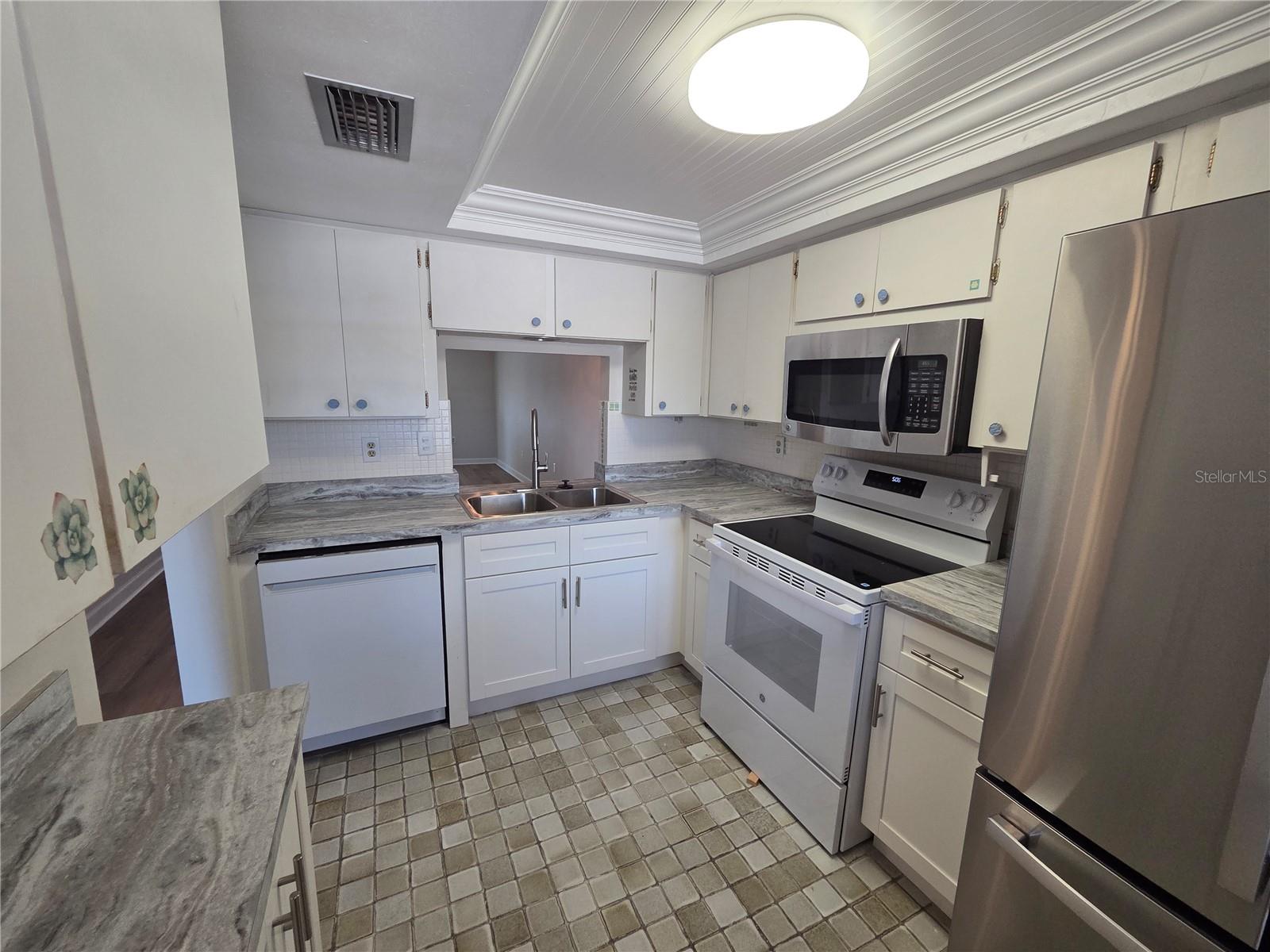 GARDENS BEACON SQUARE - Residential