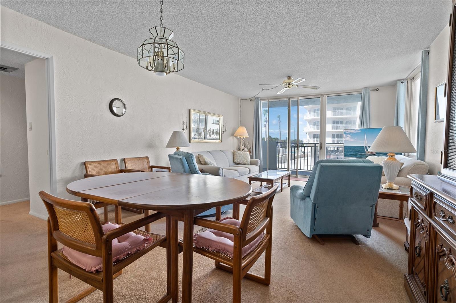 OCEAN 05 CONDO - Residential