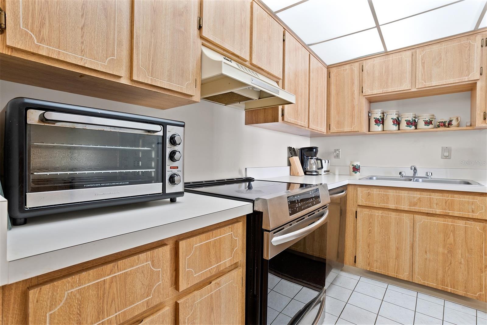 OCEAN 05 CONDO - Residential