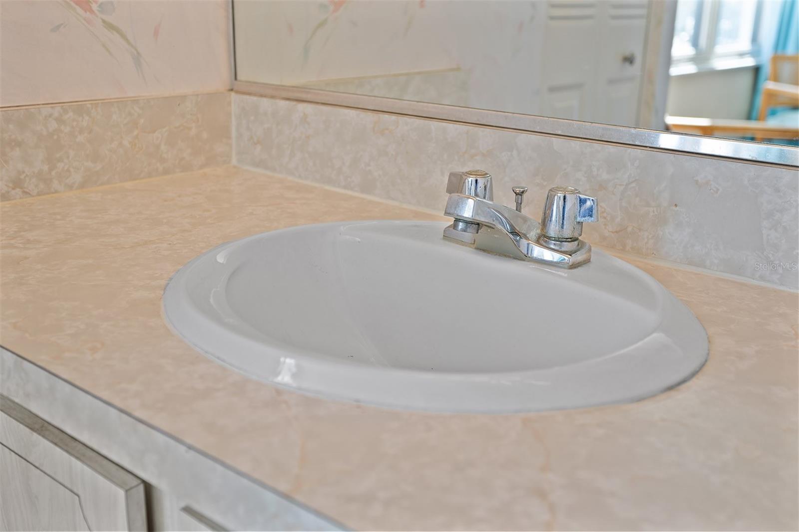 OCEAN 05 CONDO - Residential