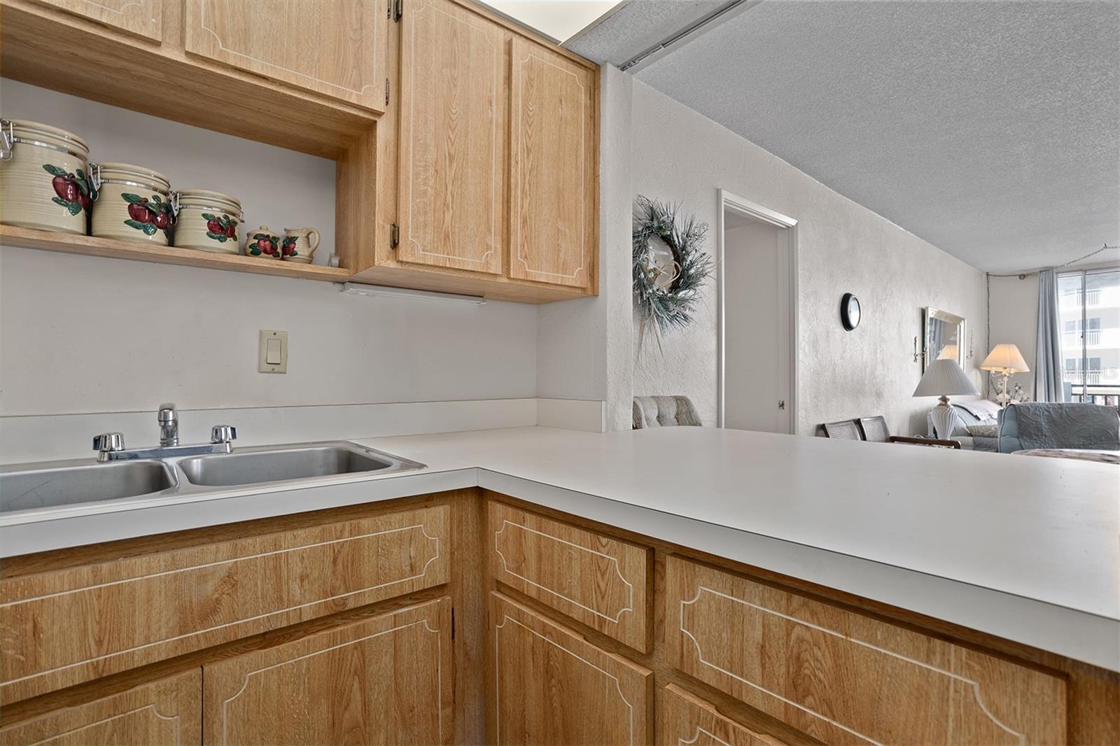 OCEAN 05 CONDO - Residential