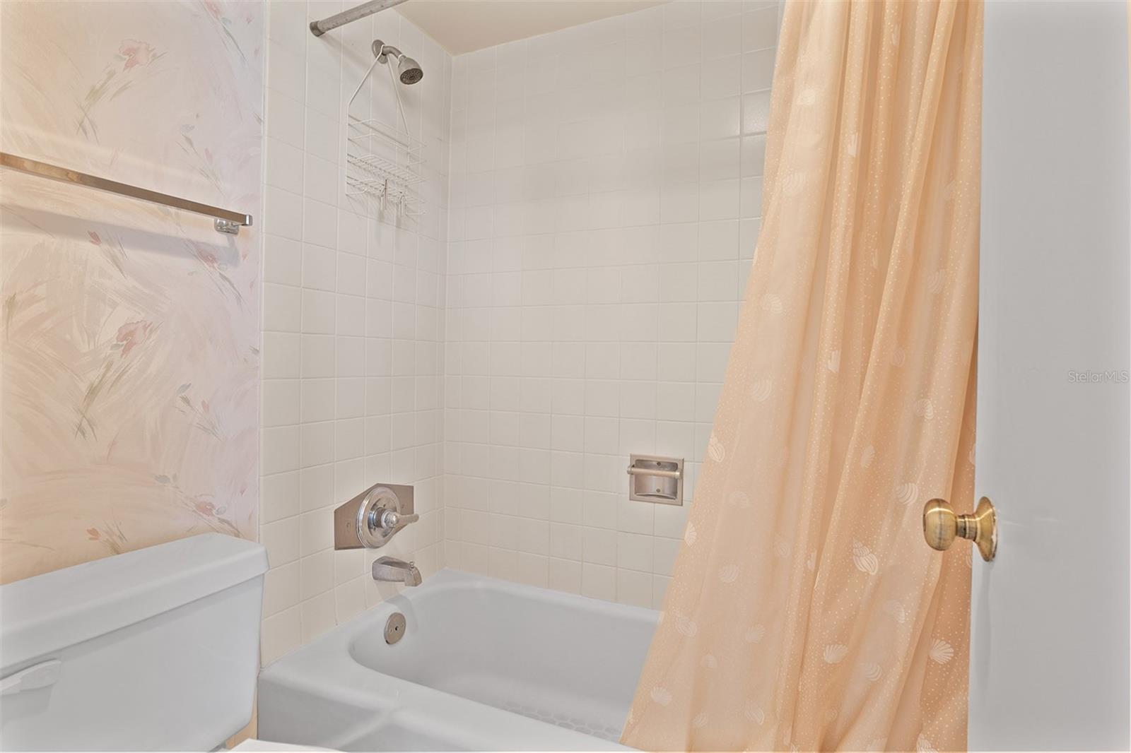 OCEAN 05 CONDO - Residential