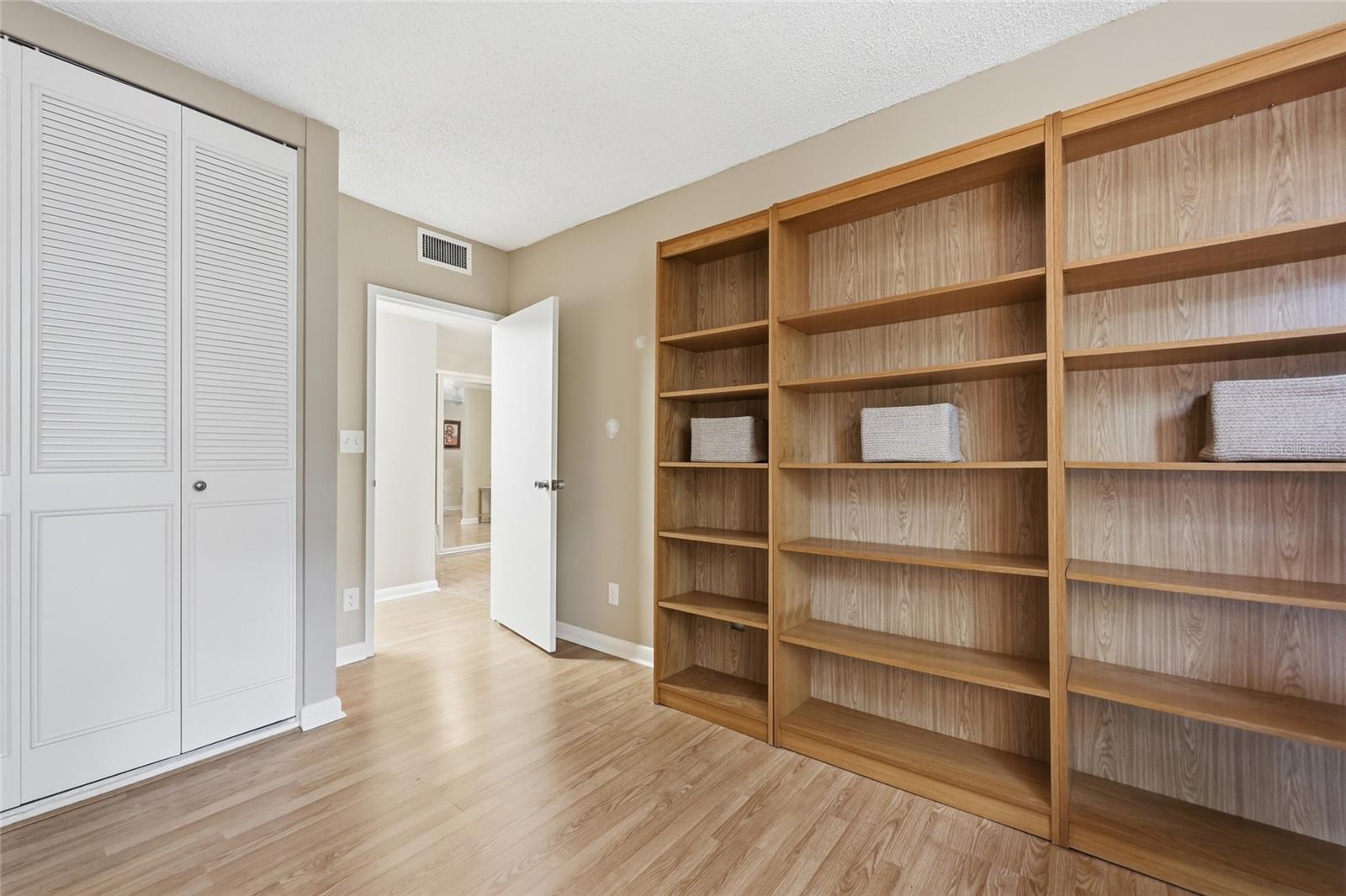 GAINESWOOD - Residential