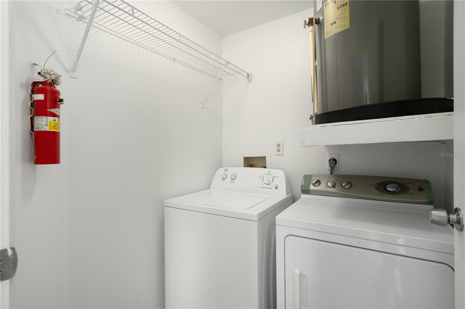 ORANGEWOOD PH 02 BLDG 02 - Residential Lease