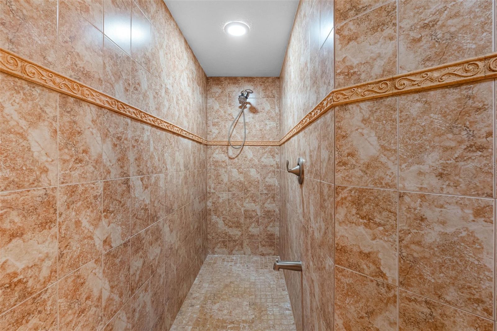 MOORES SUB OF PT OF - Residential