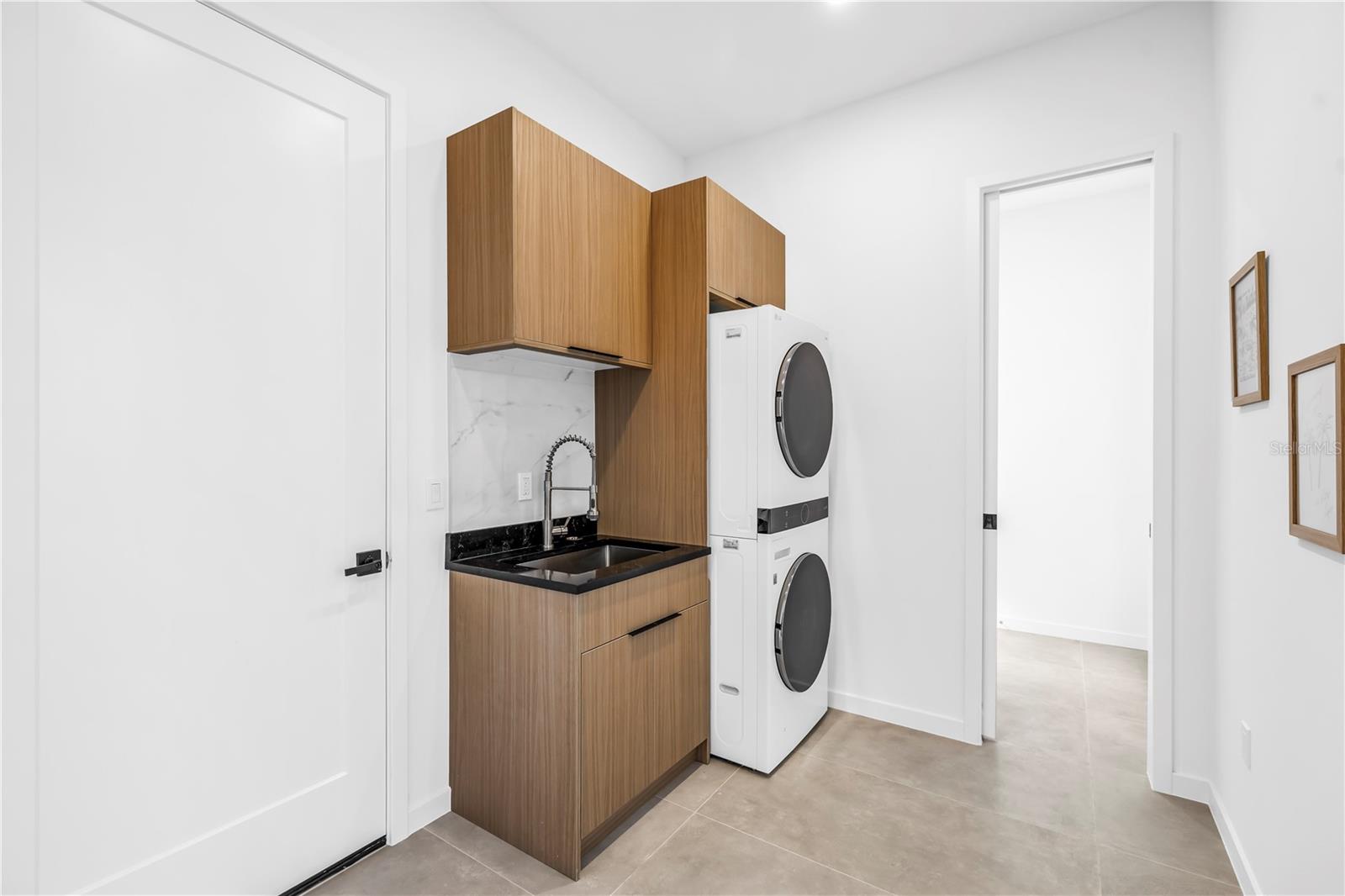 LOMA LINDA PARK - Residential Lease