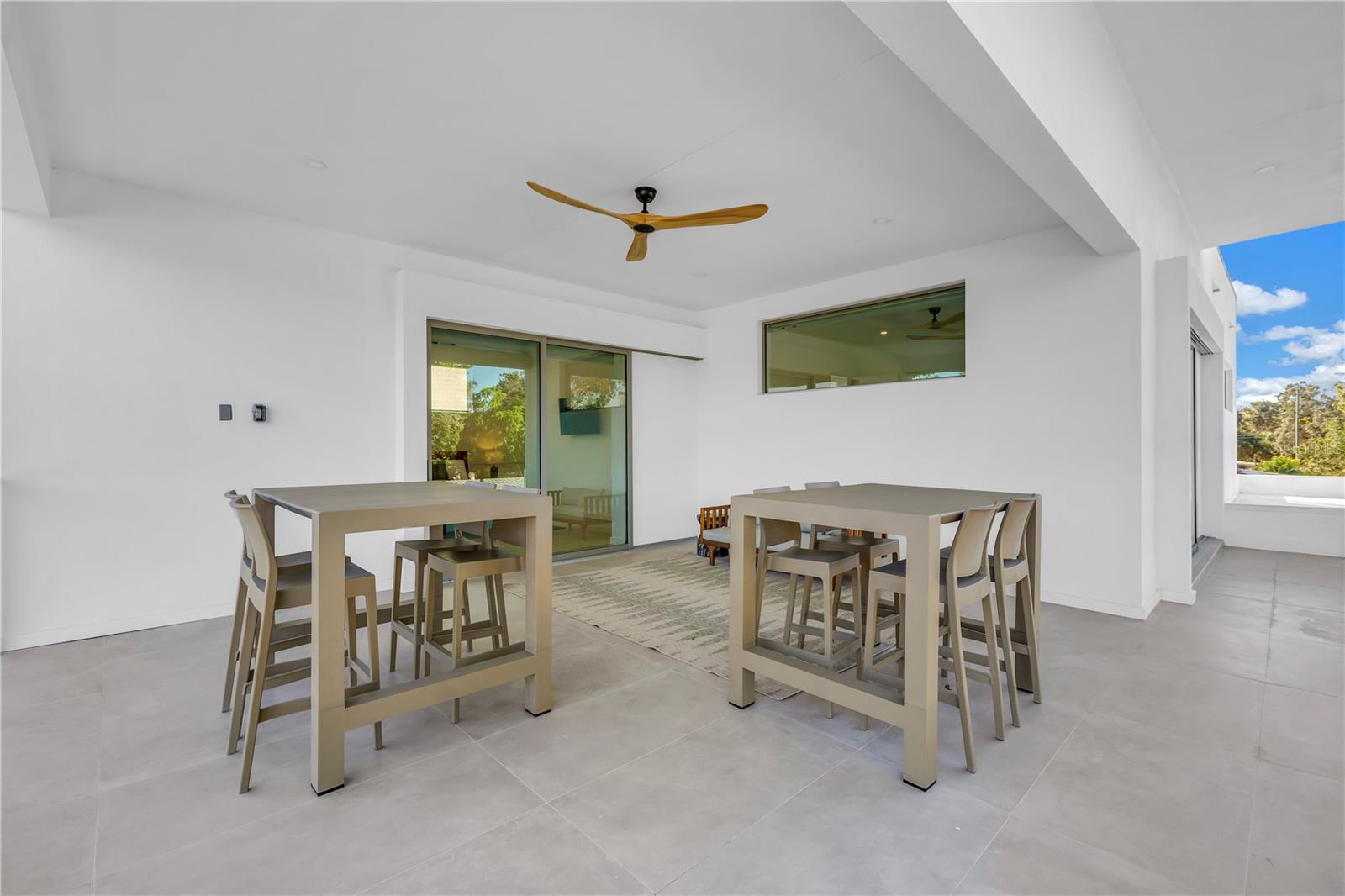 LOMA LINDA PARK - Residential Lease