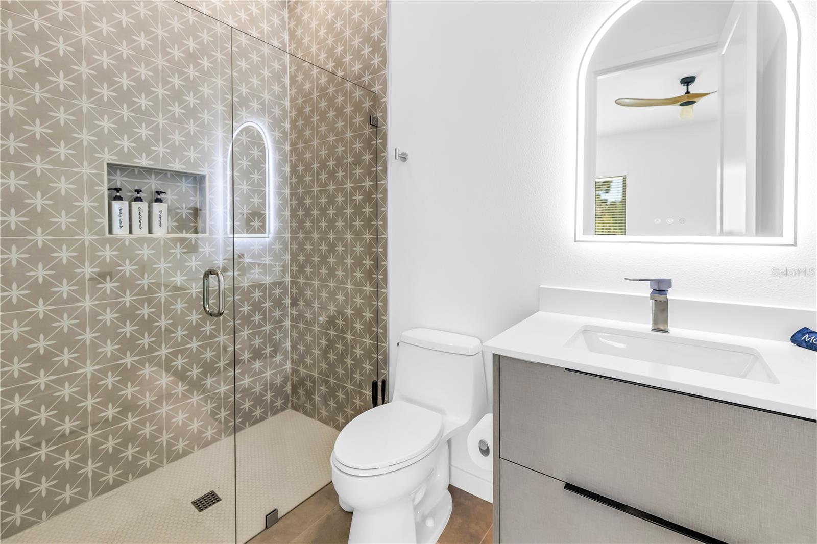 LOMA LINDA PARK - Residential Lease