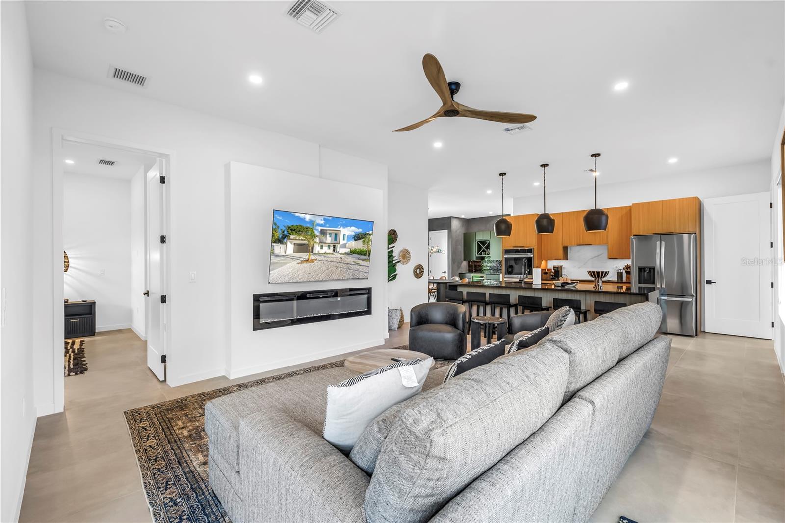 LOMA LINDA PARK - Residential Lease