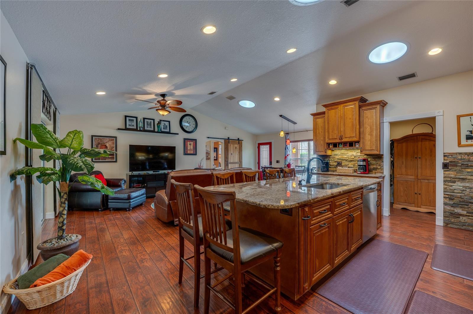 ULYSSES TREES SEC 57 - Residential