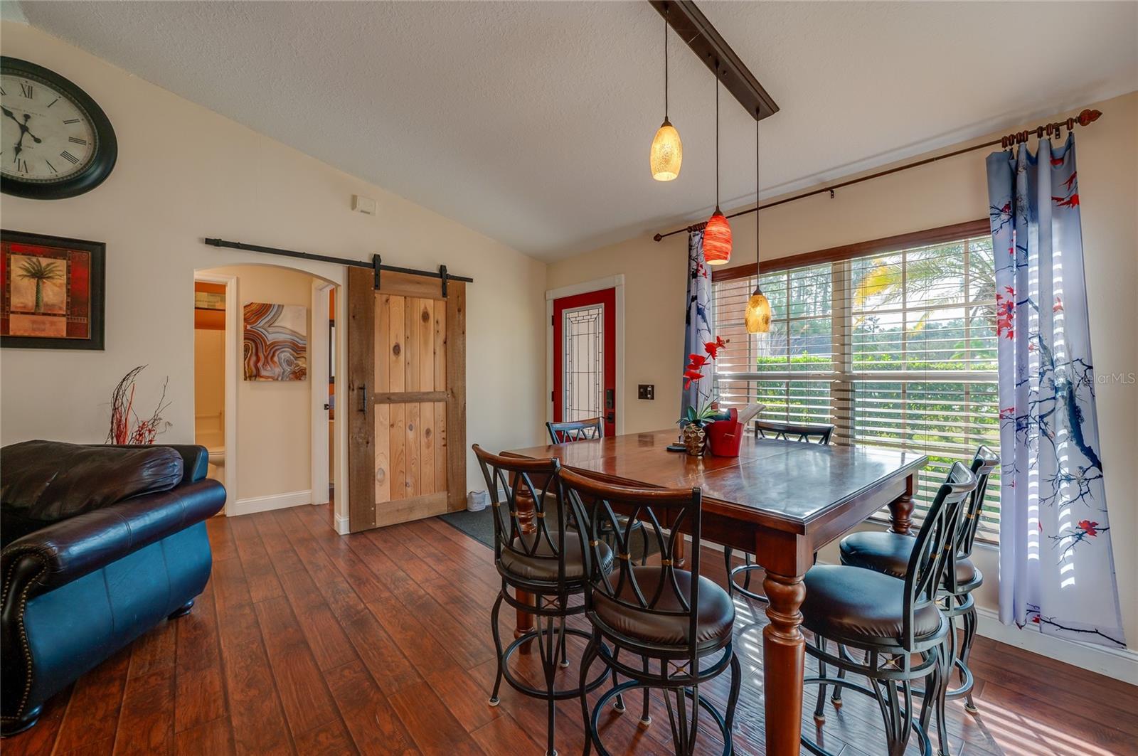 ULYSSES TREES SEC 57 - Residential