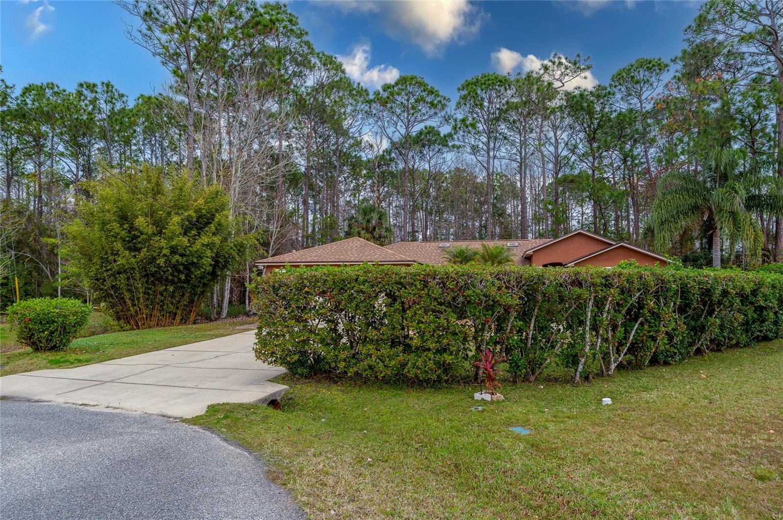 ULYSSES TREES SEC 57 - Residential