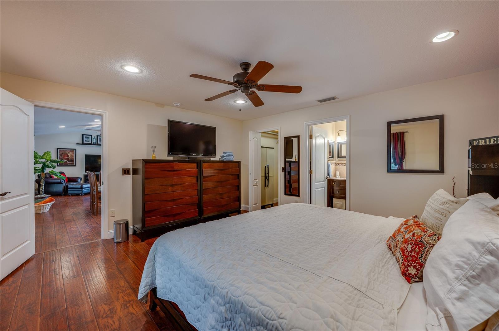 ULYSSES TREES SEC 57 - Residential