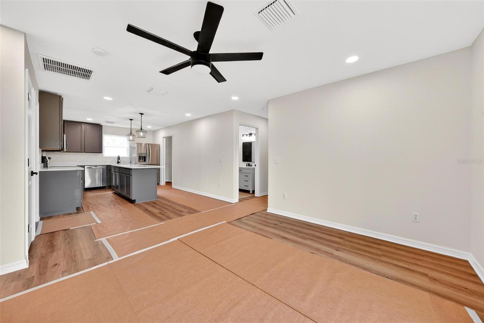 ACREAGE & UNREC - Residential