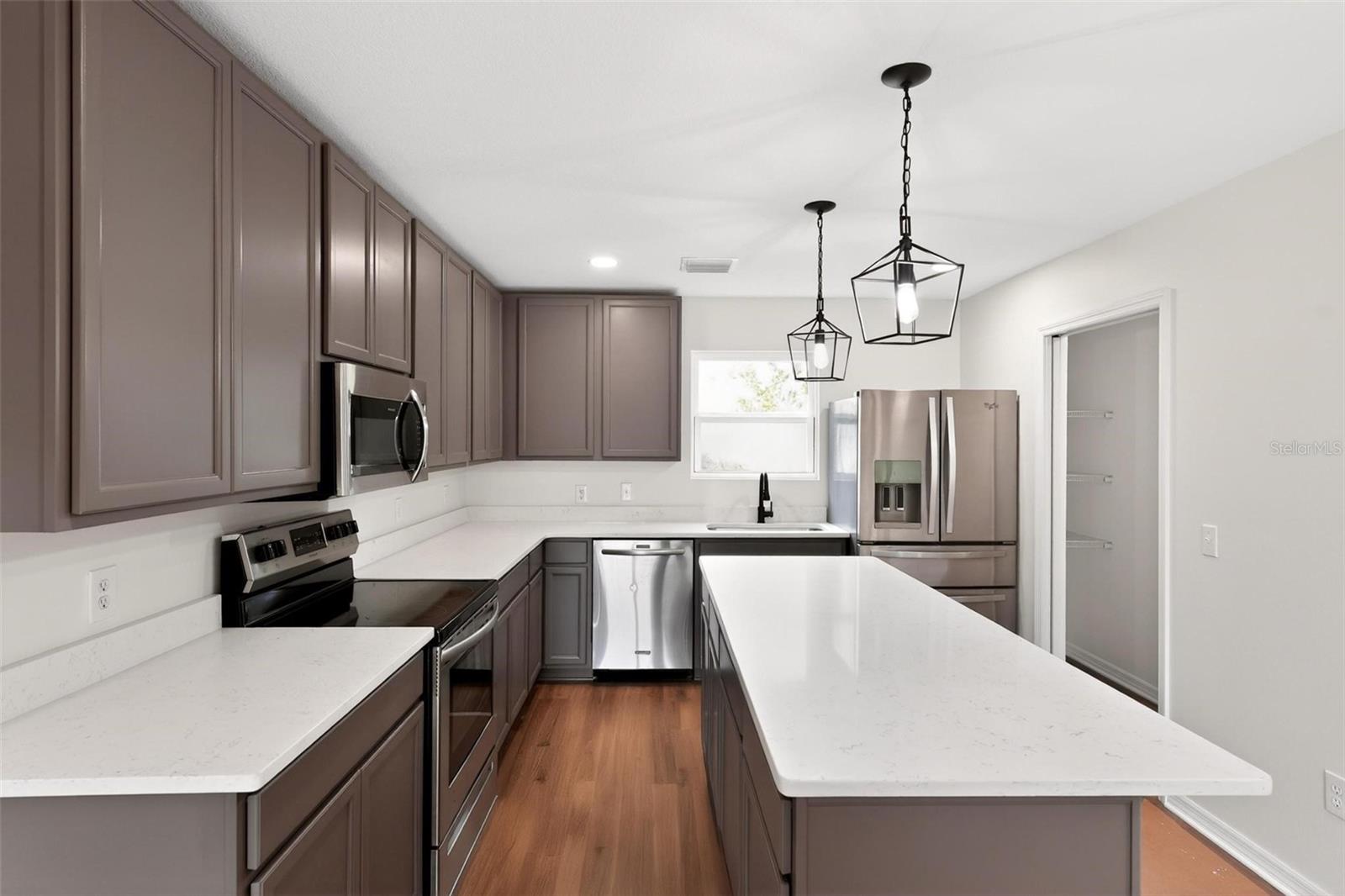 ACREAGE & UNREC - Residential