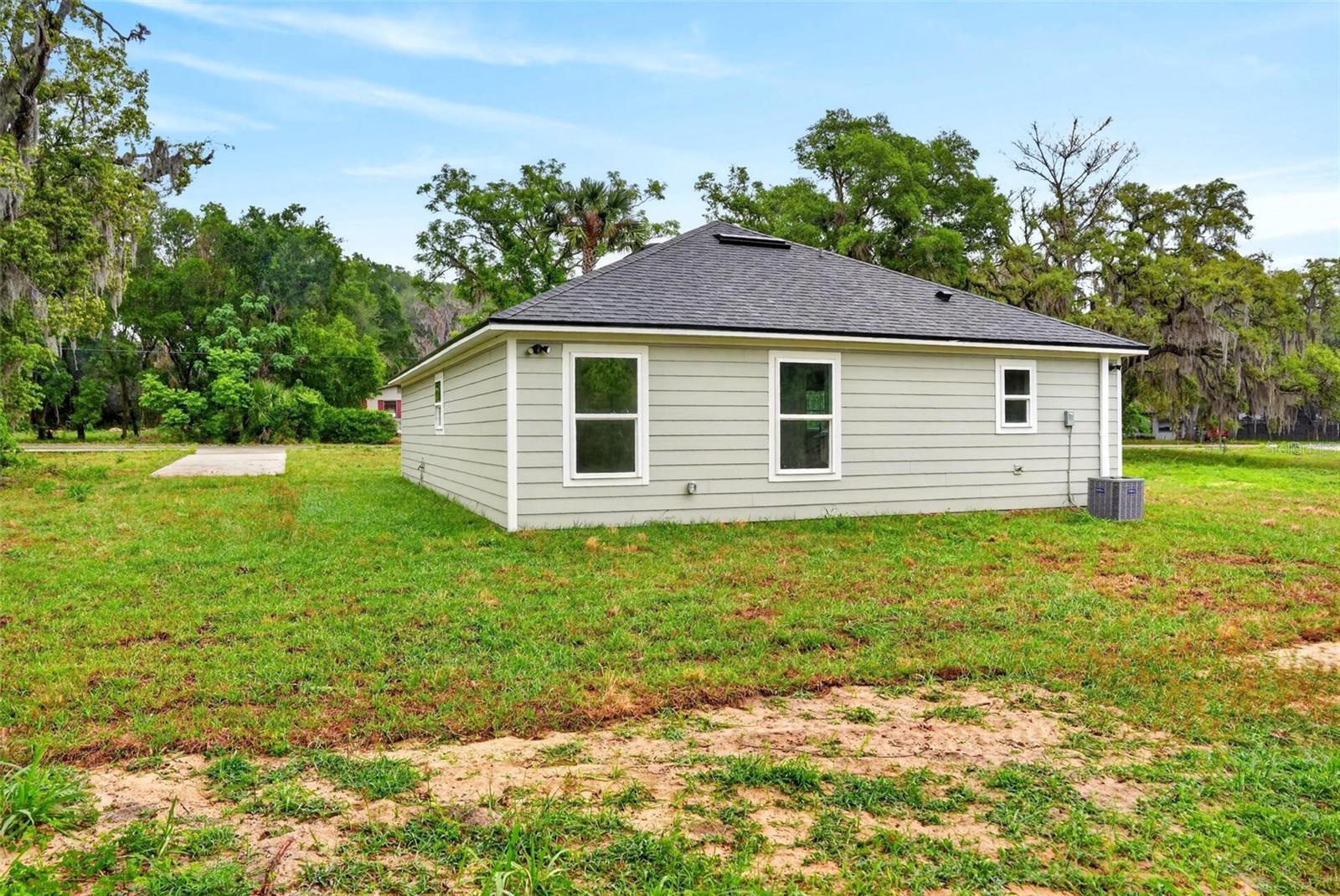 ACREAGE & UNREC - Residential