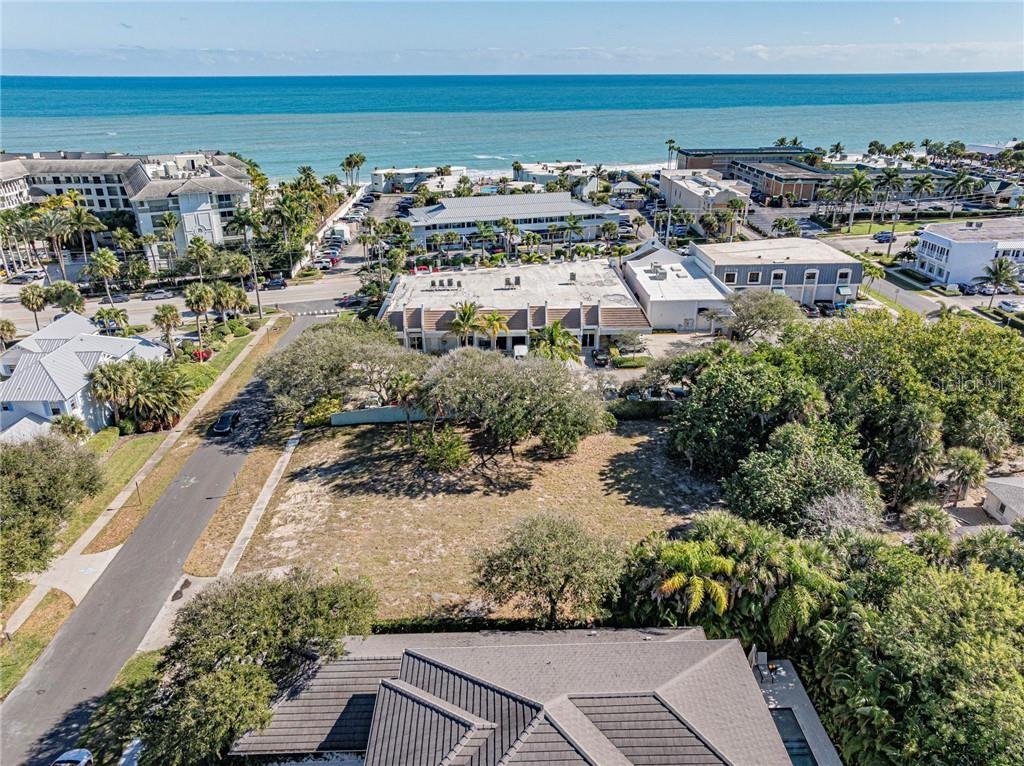 VERO BEACH ESTATES - Land