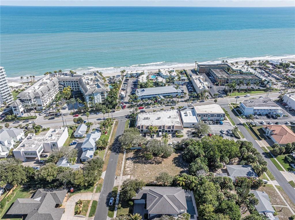 VERO BEACH ESTATES - Land