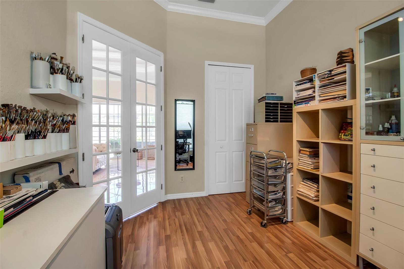 SOUTH VENICE - Residential